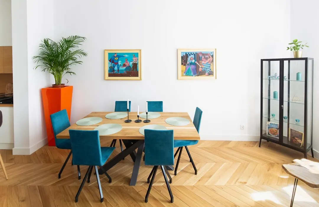 Tcf Home - Big Apartment With Free Garage-1